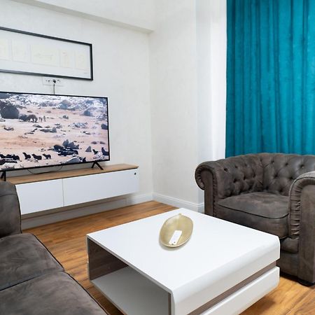 White Platan Apartment Яссы Экстерьер фото